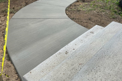 Concrete Walkway and Steps Oakton